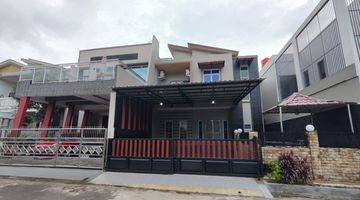 Gambar 2 Rumah 2 Lantai Semi Furnished HGB di Duta Plamo Residence, Batam