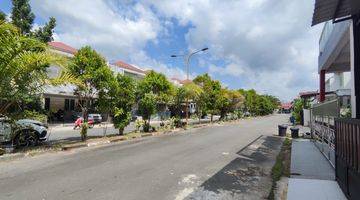 Gambar 5 Rumah 2 Lantai Semi Furnished HGB di Duta Plamo Residence, Batam