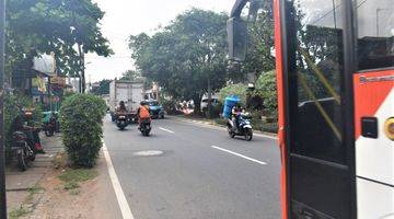 Gambar 2 Rumah Di Jalan Raya Penggilingan