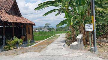 Gambar 2 Tanah Lokasi Premium Bentuk Kotak Cocok Untuk Tanah Kapling Dan Perumahan Dekat Fasilitas Wisata Tanah