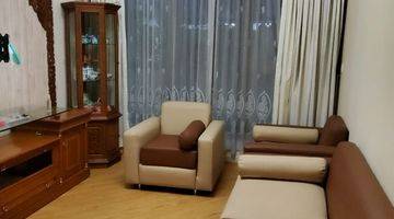 ruang keluarga apartemen taman rasuna 3br, unit