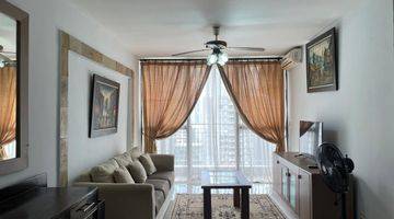 ruang keluarga apartemen taman rasuna 2 br
