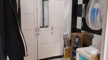 kamar tidur rumah 2 lantai, di kompleks