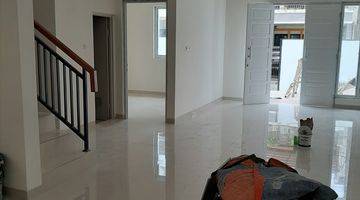 Gambar 3 Rumah Brand New!! Hoek Metland Puri. Tangerang