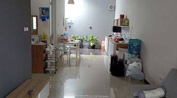 Gambar 4 Rumah Bagus Furnished SHM di Taman Kopo Indah, Bandung