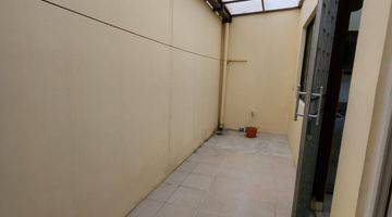 Gambar 5 Town House  Phth 2 Lantai  Furnished Strategis Di Lippo Karawaci