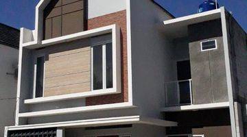 tampak depan rumah modern minimalis cibinong dekat
