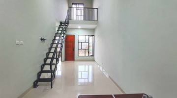 ruang tamu rumah minimalis 15 menit pintu