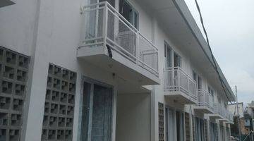 tampak depan rumah di pasar rebo jaktim