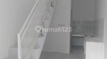 ruang tamu rumah di pasar rebo jaktim