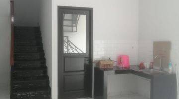 dapur rumah cantik, baru, dan mewah