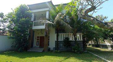 Gambar 3 Rumah Mewah Luas Dengan Full Furnished 