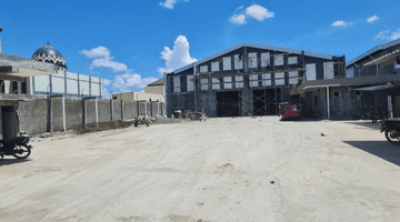 tampak depan gudang baru gress siap pakai,