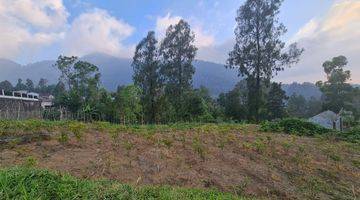 Gambar 5 Tanah Dengan Pemandangan Gunung Lawu Di Jalan Raya Blumbang Tawangmangu Karanganyar Solo