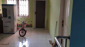 Gambar 5 Rumah 2 Lantai Bagus Siap Huni Shm di Taman Ratu Jakarta Barat