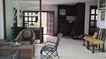 Gambar 3 Rumah Besar 2 Lantai Terawat Rapih Dijual Cepat di Green Garden