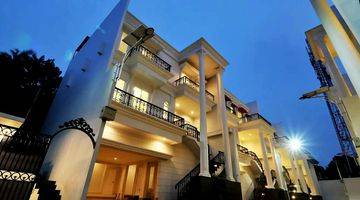 Gambar 2 Rumah 3 Lantai Di Mansion 8 Cilandak-Private Lift & Swimming Pool