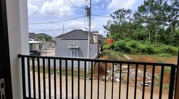 Gambar 2 Rumah 2 Lantai Exclusive Bebas Banjir Dalam Cluster di Semarang Atas