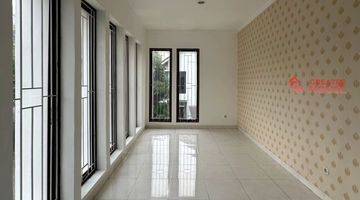 Gambar 5 Brand New Modern Tropical House Bintaro Sektor 9, Lt 195 Lb 191