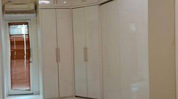 kamar tidur rumah 2 lantai  5 kamar