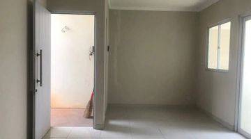 ruang keluarga dijual rumah cherryville grand wisata
