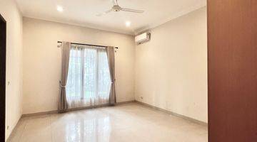 Gambar 5 Stand Alone House 4 Bedrooms In Kemang Ajh04041