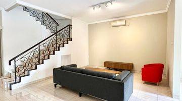 Gambar 3 Minimalis House With 4 Bedrooms In Pondok Indah Ajh06055