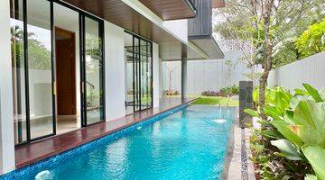 Gambar 2 Brand New Luxury House Dengan Design Cantik Di Kemang Ajh04046