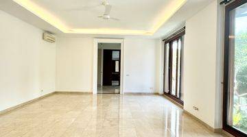 Gambar 5 Bright Minimalist House 5BR With Private Pool Garden Ajh03076