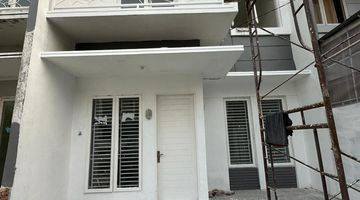 Gambar 2 Dijual Rumah Komplek Santa Fe 2,5 Lantai Mewah Jalan Sunggal