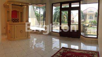 Gambar 5 Rumah Bagus Semi Furnished Araya