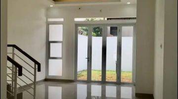 Gambar 3 Rumah Baru Semi Furnished di Cilandak, Jakarta Selatan