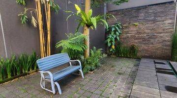 foto lainnya rumah ada kolam renang di
