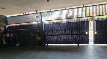 foto lainnya rumah semi furnish di taman