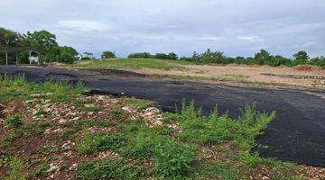 Gambar 2 Tanah loss tebing pantai Pandawa