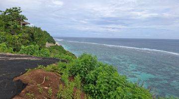 Gambar 3 Tanah loss tebing pantai Pandawa