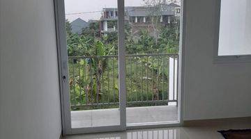 kamar tidur rumah asri siap huni di