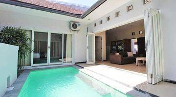 Gambar 1 Disewakan Wonderful Villa Berawa Located di Raya Semat