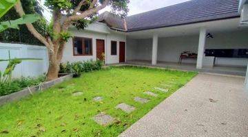 Gambar 2 Dijual Villa Asri 2 Lantai Kolam Renang di Area Nusa Dua.