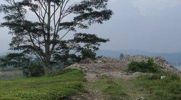 Gambar 4 Kavling Eksklusif di Kota Baru Parahyangan Bandung