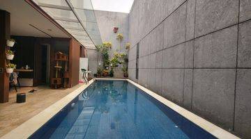 Gambar 3 Townhouse di Jalan Benda 2 Lantai dengan Swimming pool