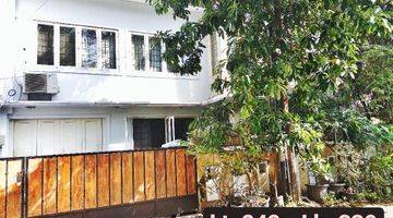 Gambar 1 Rumah 2 Lantai Di Jalan Pulo Raya, Kebayoran Baru