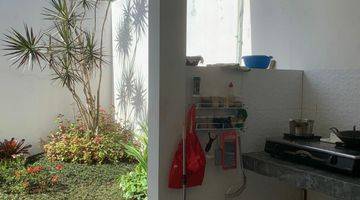 dapur jual rumah 2 lantai minimalis