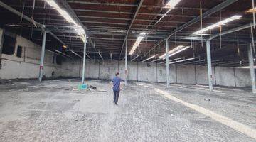 Gambar 2 Gudang dan tanah ex Pabrik Kendal