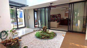 Gambar 5 Rumah Hook Full Furnished Ada Swimming Pool di Kebayoran ppla6513