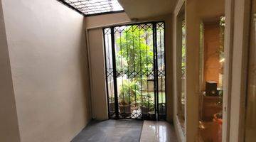 Gambar 2 Rumah Asri Dalam Cluster di Bintaro Jaya Sektor 9 Sl7110