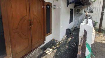 Gambar 1 Rumah 2 Lantai Bebas Banjir Di Cempaka Putih NS0023