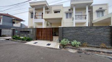 Gambar 1 Rumah Cluster Exclusive Full Bata Merah Modern Dekat Toll Di Jatiwaringin