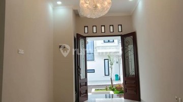 ruang tamu rumah mewah baru dlm cluster