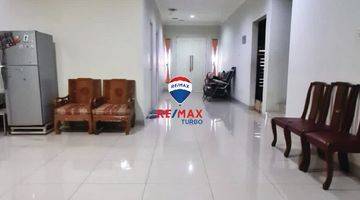 Gambar 1 Di Jual Rumah 3.5 Lantai Hoek di Jl Kebon Jeruk Indah Utama 